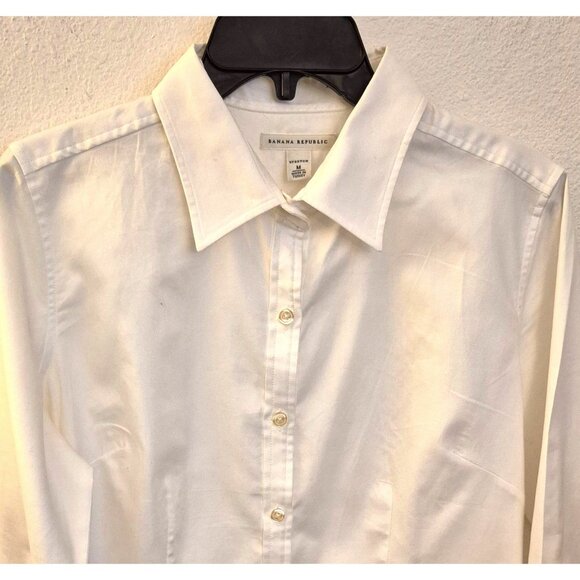 Banana Republic White 99% Cotton Long Sleeve Classic Button Up Shirt Size M EUC - Picture 2 of 7